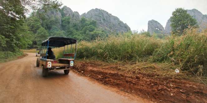 Odong-Odong Dipenuhi Lansia Tak Kuat Nanjak, Masuk Jurang dan 2 Penumpang Tewas