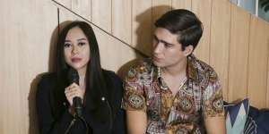 Aura Kasih Mengaku 10 Bulan Sendirian, Ternyata Eryck Amaral Tinggal di Sini