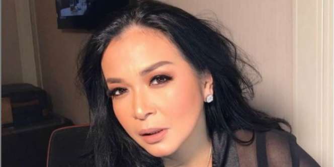 Tajir Melintir, Jennifer Jill Cuek Makan di Warteg
