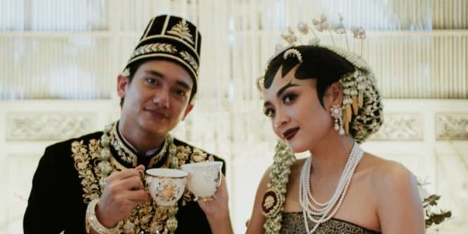 Adipati Dolken Nangis Usai Menikah