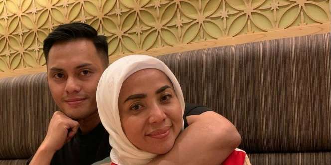 Begini Penampakan Makam Suami Muzdalifah di Area Rumah Rp30 Miliar