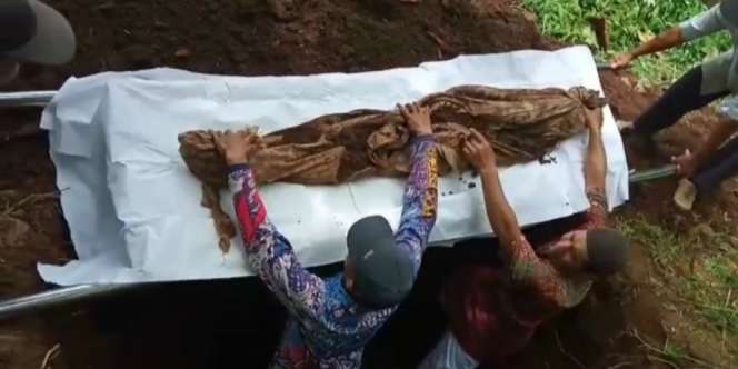 Dikubur 30 Tahun, Jasad Marbot Masjid Masih Utuh