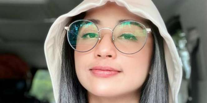 Sembuh dari Covid-19, Dewi Perssik Pamerkan Hasil Tes PCR