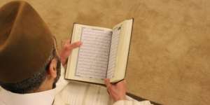 Surah Annas: Arab, Latin, Terjemahan, Asbabun Nuzul dan Keutamaannya