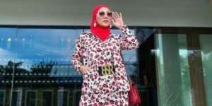 5 Selebriti yang Memutuskan Berhijab Sepanjang Tahun 2020