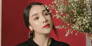Busana Minim Anya Geraldine Plesir Bali, Netizen Terbayang Kerokan