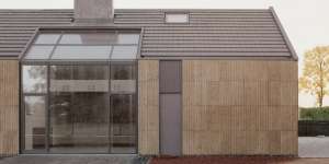 Megahnya Rumah Ramah Lingkungan dari Gabus dan Jerami