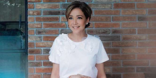 Maia Estianty Umumkan Positif Covid 19