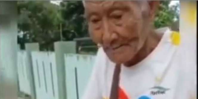 Miris, Kakek Penjual Sapu Lidi Dijambret Pengguna Mobil