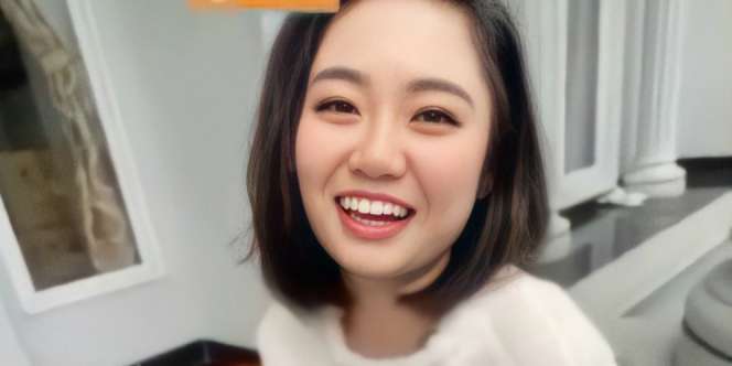 Tolak HP Mahal dari Pacar, Keinginan Wanita Ini Bikin Meleleh