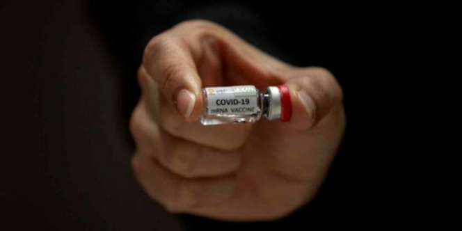 Indonesia Akan Tuntaskan Vaksinasi Covid-19 Dalam 15 Bulan