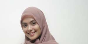 Vebby Palwinta Melahirkan Anak Pertama, Si Kecil Langsung Jadi Warga Instagram