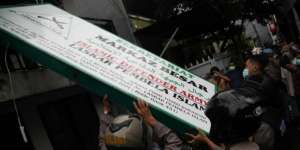 PPATK Blokir Sementara Rekening FPI, Terkait Terorisme?