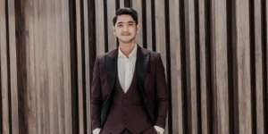 7 Fashion Item Arya Saloka, Harganya Bikin Melongo