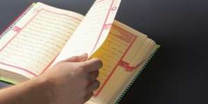 Asbabun Nuzul Surat Al Lail Ayat 1-21 Lengkap Arab, Terjemahan, Kandungan dan Keutamaannya