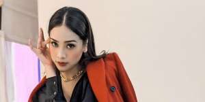 Anya Geraldine Dicariin Young Lex: Susah Banget Dihubungi