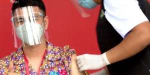Raffi Ahmad Kena Tegur Satgas Covid-19 Imbas Viral Foto Tanpa Masker