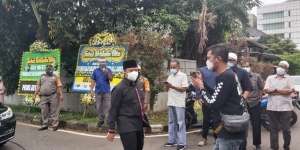 FOTO: Suasana Kepulangan Jasad Syekh Ali Jaber ke Rumah Duka