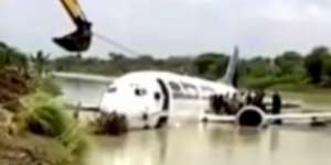 Kisah Pilot Garuda Indonesia Mendarat Darurat di Bengawan Solo, 59 Nyawa Selamat
