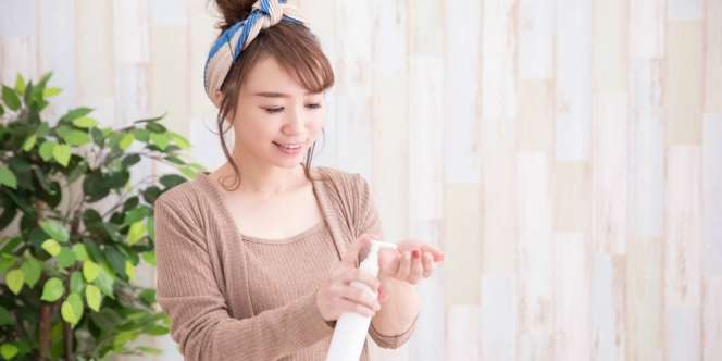 Amankah Pemakaian Tanning Spray atau Lotion untuk Kulit?