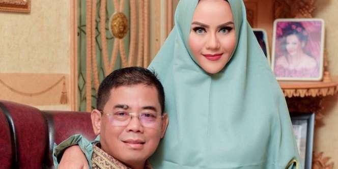 Di Depan Jenazah Mantan Suami, Nita Thalia Bisikkan Permohonan Maaf