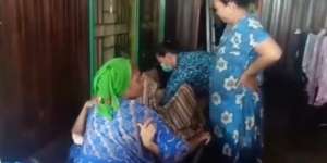 Puskesmas Terendam Banjir, Ibu di Kalsel Melahirkan di Atas Perahu