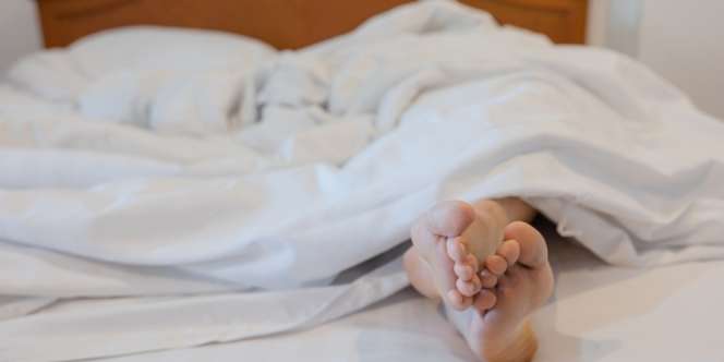 Istri Tikam Suami Dikira Selingkuh, Tak Tahu Wanita di Foto Itu Dirinya Sendiri