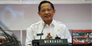 Mendagri Minta Pemda Bentuk Tim Pemantau Kenaikan Kasus Covid-19
