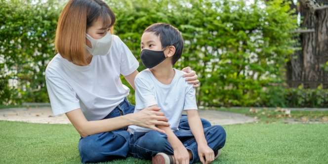 Ajari Anak Naik Kendaraan Umum, Bisa Mengurangi Risiko Kemacetan Lho