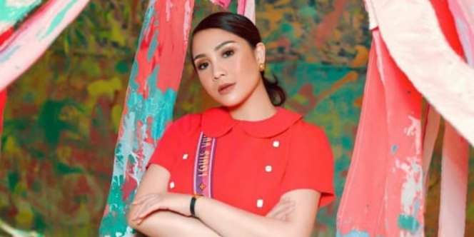 Cuma Dipakai Rebahan, Harga Outfit Nagita Bikin Warganet Meronta