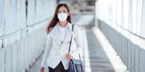 Pilihan Masker untuk Tangkal Varian Baru Corona