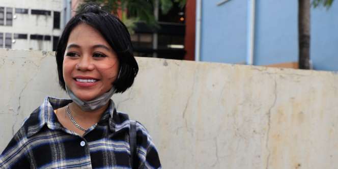 Tak Lagi Berpakaian Mini, Ini Kata Cimoy Montok