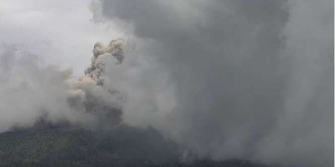 Meski Ada Rentetan Awan Panas, Status Gunung Merapi Tetap Siaga