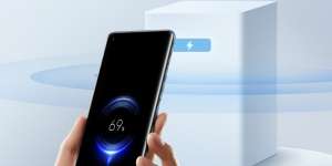 Keren! Alat Ini Hanya Perlu Udara Untuk Cas Smartphone