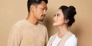 Resmi Jadi Istri Ibnu Jamil, Busana Pengantin Ririn Ekawati Jadi Sorotan