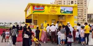 Indomie Jadi Jajanan Favorit Lintas Generasi di Saudi
