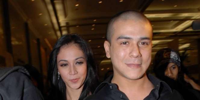 Mantan Suami Dina Lorenza Ditangkap Polisi Diduga Kasus Narkoba