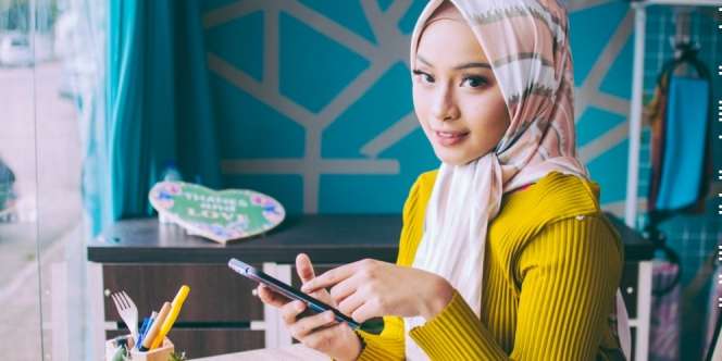 6 Tips Mengurangi Pemakaian Ponsel Selama di Rumah Saja