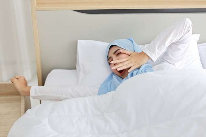 4 Pola Makan yang Bikin Susah Tidur