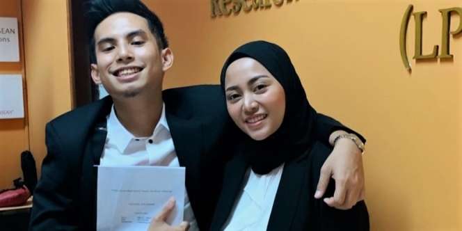 Heboh Foto Diduga Suami Rachel Vennya Dirangkul Seorang Wanita