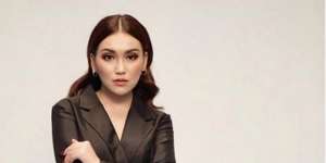 Heboh Gagal Nikah, IG Ayu Ting Ting Bahas Ditinggal Karena Dada Montok