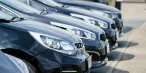 Penjualan Mobil di Akhir Tahun Terhantam COVID-19, Anjlok 38 Persen