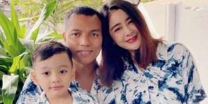 Kabar Duka dari Uut Permatasari