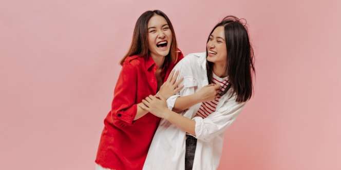 Cara Stylish dengan Pakaian yang Membentuk Tubuh