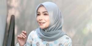 FOTO: Deretan Seleb Muslim Tionghoa yang Rayakan Imlek