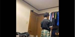 Viral, Pria Solat dengan Tenang Saat Jepang Diguncang Gempa