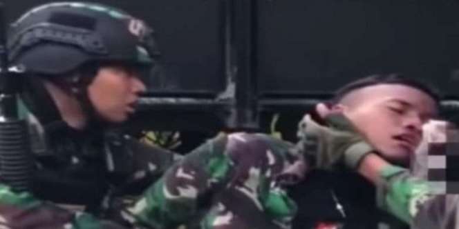Video Detik-Detik Prajurit TNI AD Terluka Saat Baku Tembak Lawan KKB di Papua