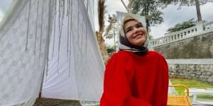 Amanda Manopo Pamer Penampilan Berhijab, Riuh Pujian Netizen
