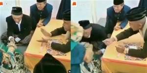 Viral Pernikahan Lansia Bikin Ngakak, Disuruh Salaman si Kakek Nyerobot Cium