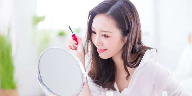 Simak 7 Tips Memilih Maskara yang Tepat!